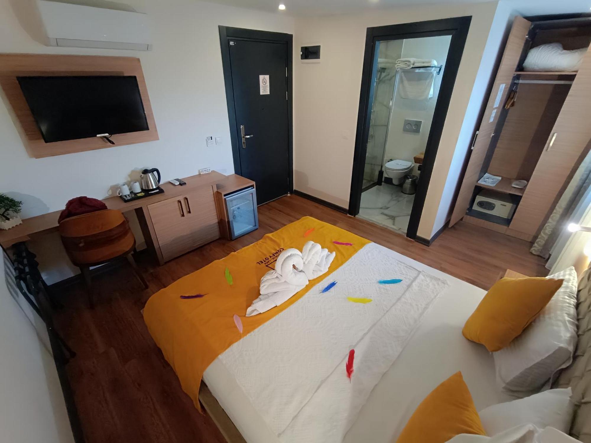 Comfy Otel Antalya Lara Exterior foto