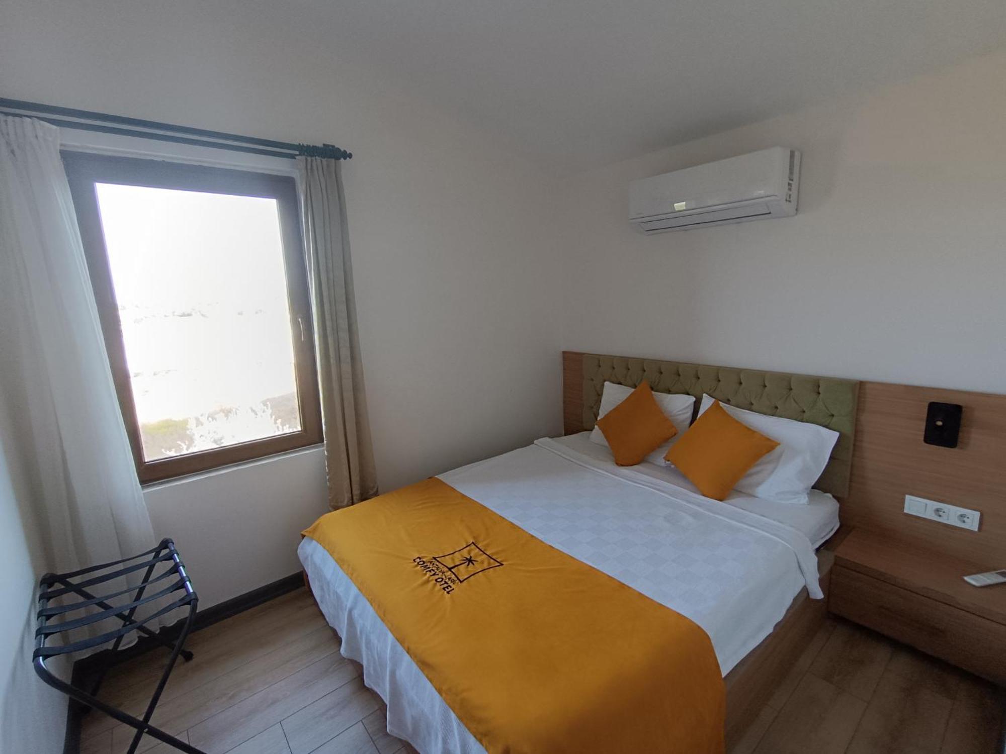 Comfy Otel Antalya Lara Exterior foto