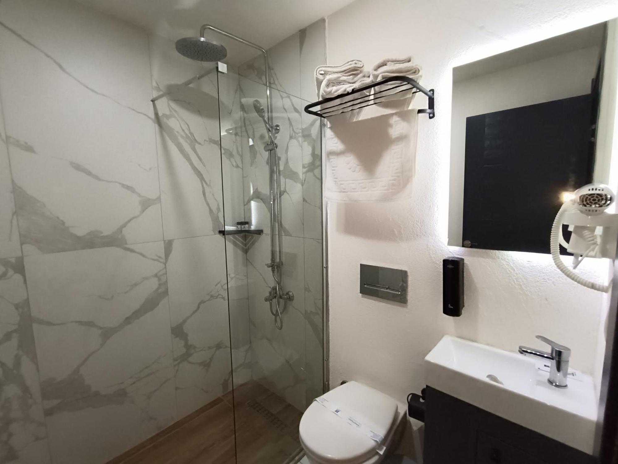 Comfy Otel Antalya Lara Zimmer foto